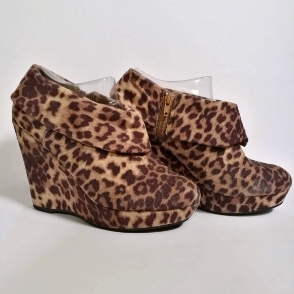 Madden Girl Shoes - Madden Girl Elsie Leopard Wedges - GUC